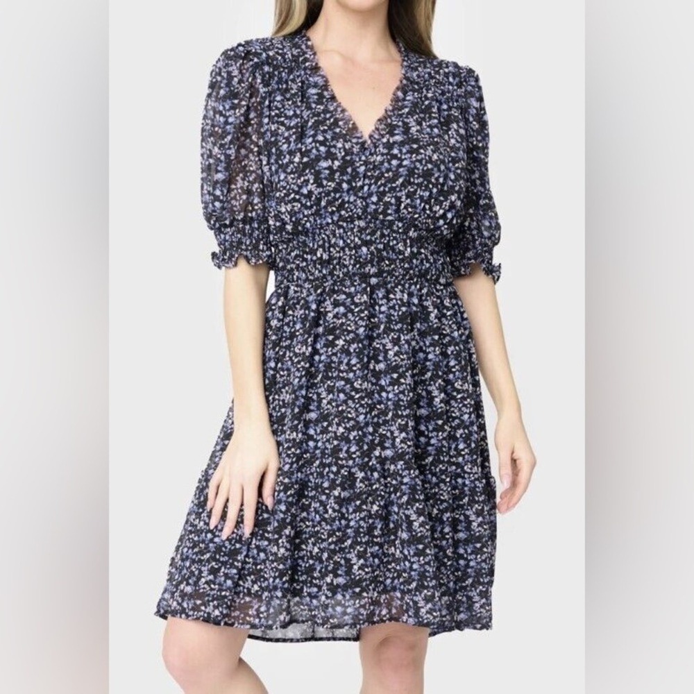 GibsonLook Everybody Dress V-Neck Ruffle Detail Blue Black Ditsy Floral Size M